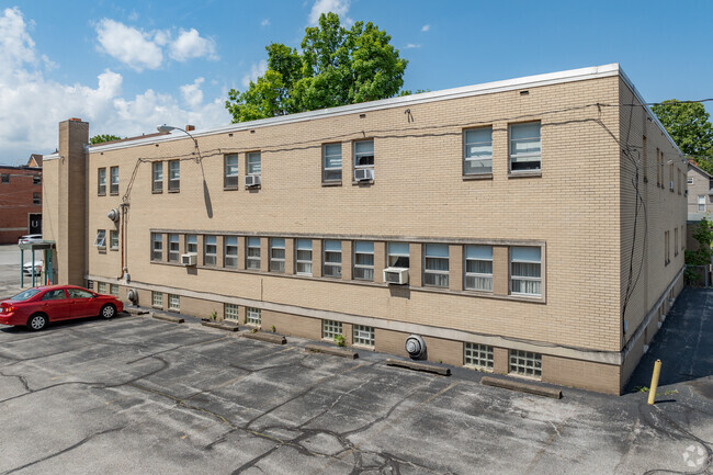 Metro Catholic School offers scholarships for it students.