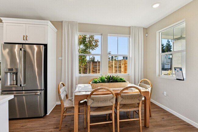 6509 Jacinto Way, Sacramento, CA 95823 - photo 7