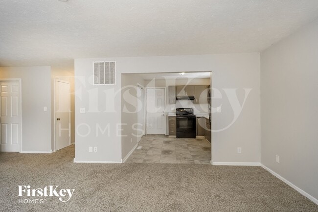 5717 Simmul Ln, Indianapolis, IN 46221 - photo 5
