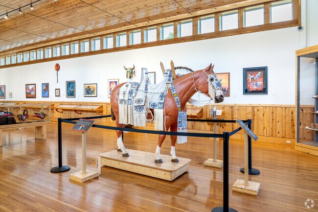 A horse statue at the Indian Museum of North America honors regional heritage.