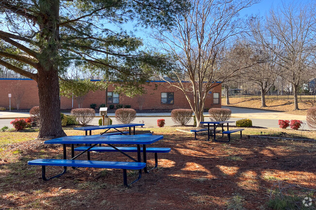 Alexander Henderson Elementary School