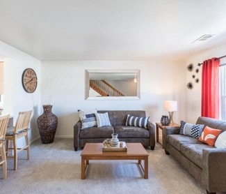 1101-1103 Gettysburg Ave, Clovis, CA 93612