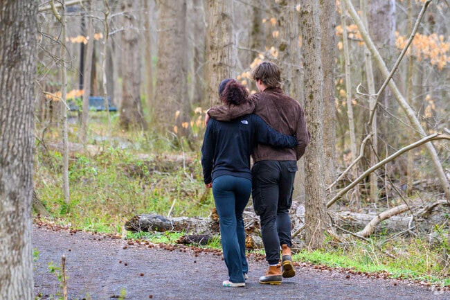 Hybla Valley offers a harmonious mix of suburban living and natural beauty.