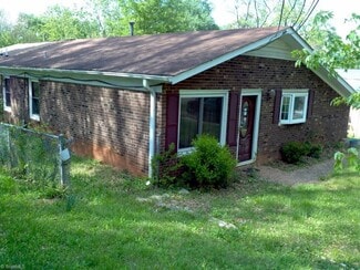 2817 Rowell St, Winston-Salem, NC 27101