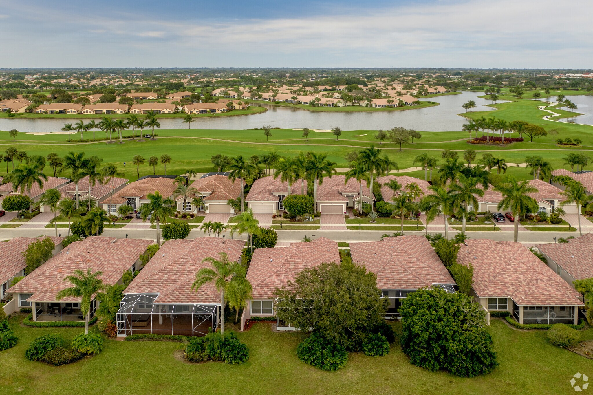 Hacienda homes are a popular style within the Aberdeen neighborhood.
