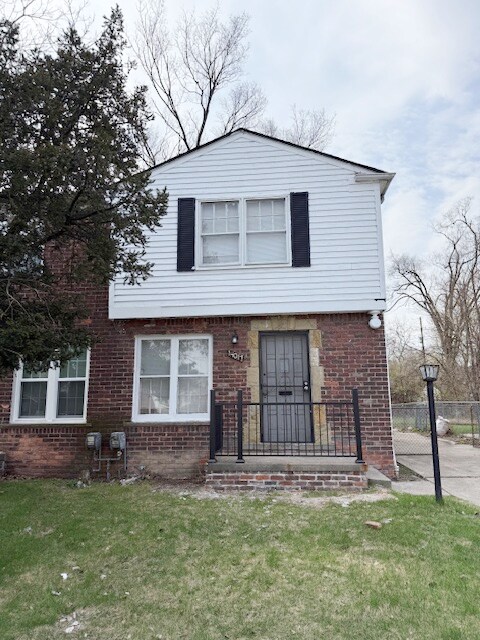 14017 Curtis St, Detroit, MI 48235