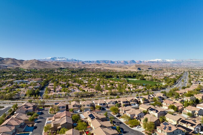 Southern Highlands is close to I-15 and only minutes away from The Strip.