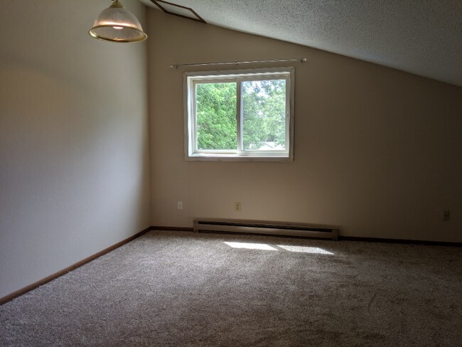 138 N Agency St unit 3, Eagle Lake, MN 56024 - photo 6