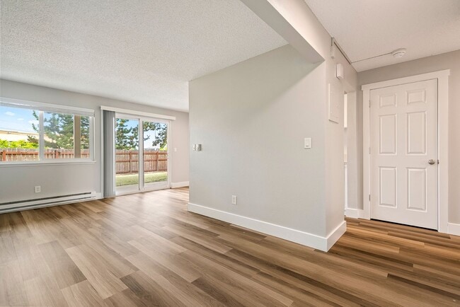 LOW RENTS | Unionaire Apartments | NEW MANAGER!, Tacoma, WA 98405 - photo 4