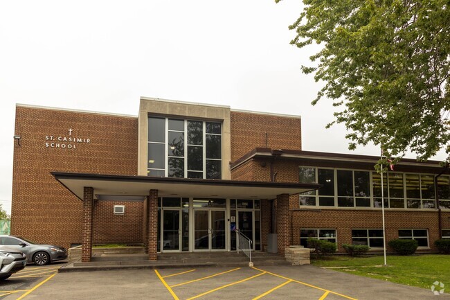 Welcome to St Casimir School in Hammond.