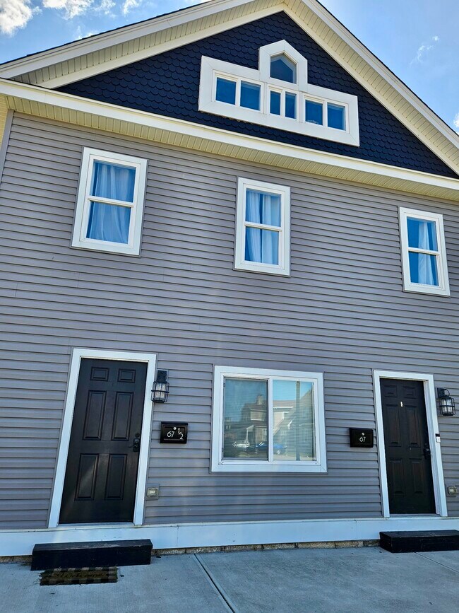 67 W 2nd St Unit 67, Xenia, OH 45385