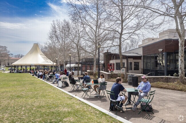 Residents can enjoy outdoor eating at Schenley Plaza.