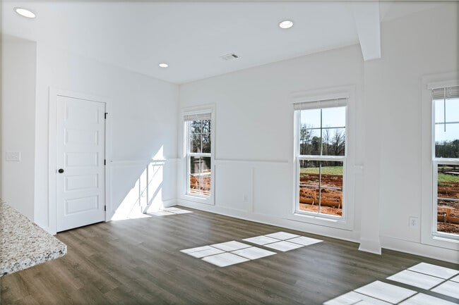 1062 Forest Ln, Opelika, AL 36801 - photo 7