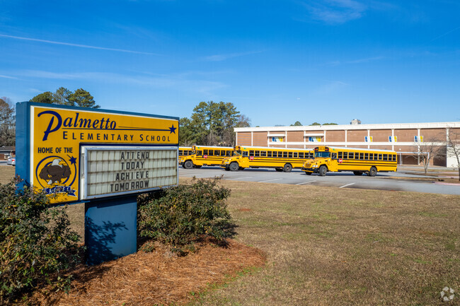Palmetto Elementary School has a student-teacher ratio of 11 to 1.