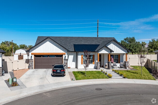 Newly developed communities combine modern and ranch features in Northwest Grand Junction.