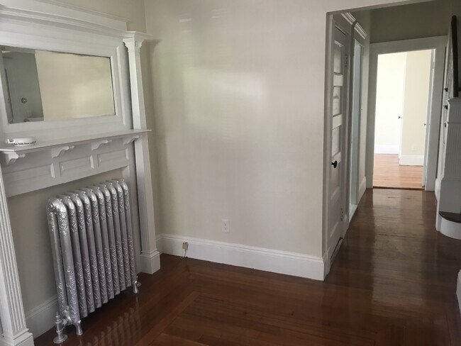 40 Cedar St unit 40-2, Malden, MA 02148 - photo 5