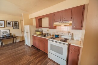 327 S Bloomington St, Greencastle, IN 46135