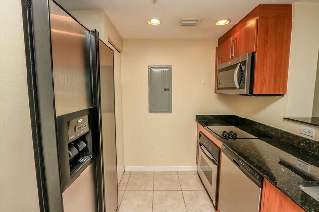 One Miami West Tower unit 2820, Miami, FL 33131 - photo 4