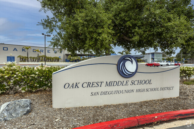 The monument of the Oak Crest Middle in Encinitas.