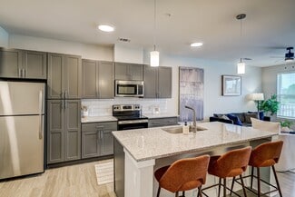 10231 Bluebonnet Blvd, Baton Rouge, LA 70810