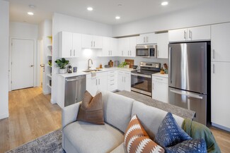 2211 Mckinney Ln, Lebanon, OR 97355