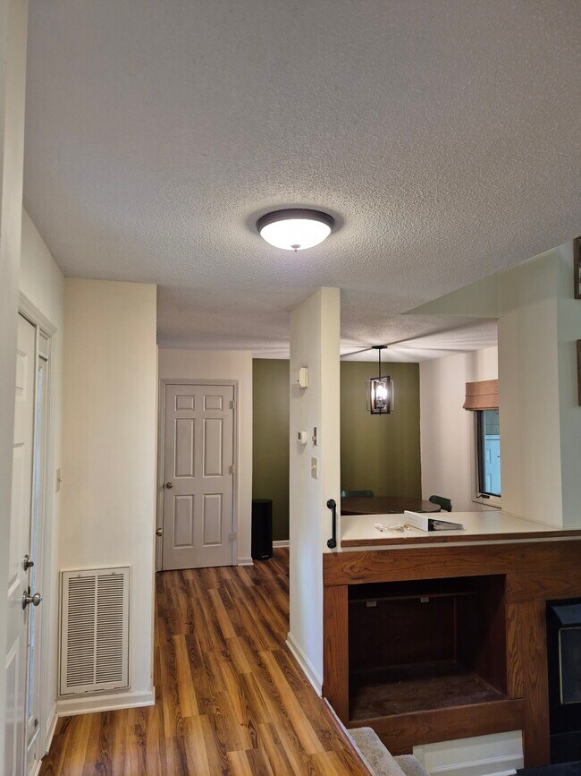 4422 Beechnut Ln, Durham, NC 27707 - photo 5