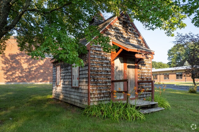 An Antolini School has a picturesque rural campus.