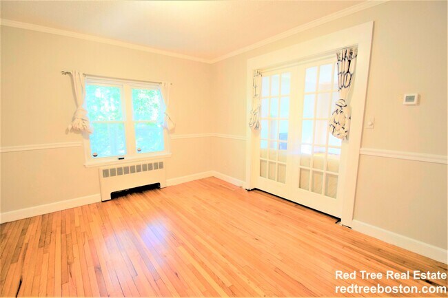11 Undine Rd unit 1, Boston, MA 02135 - photo 7