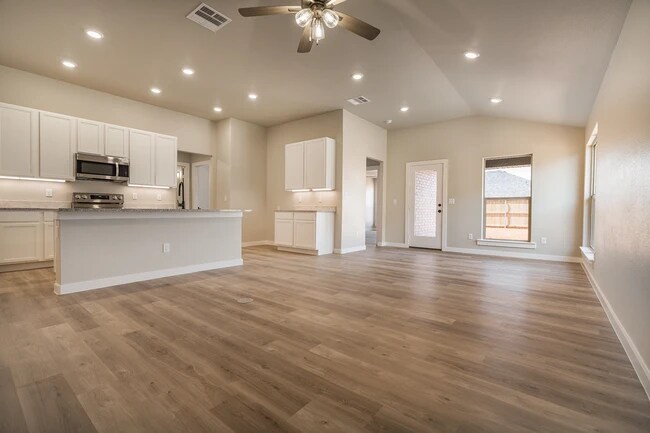 1201 87th St unit 36502212, Odessa, TX 79765 - photo 6