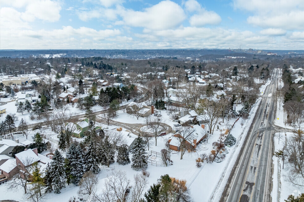 NH_Narrow Gauge Woods_562541_P2_BJ_V1_030425