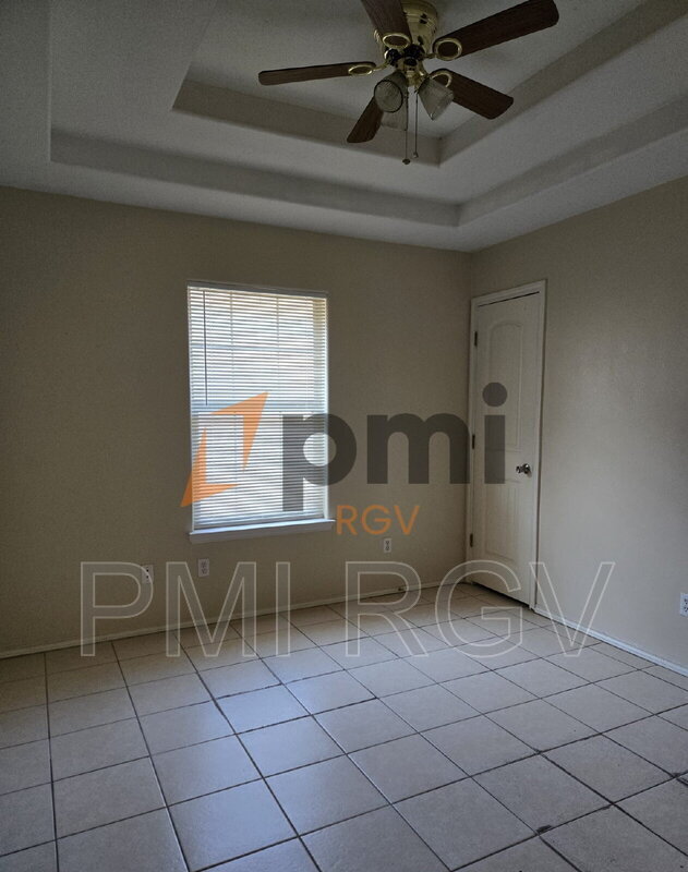 3704 S Wyndham Ave unit D, Pharr, TX 78577 - photo 7