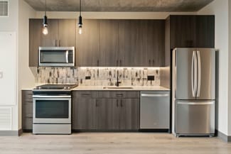 1347 W Lake St, Chicago, IL 60607