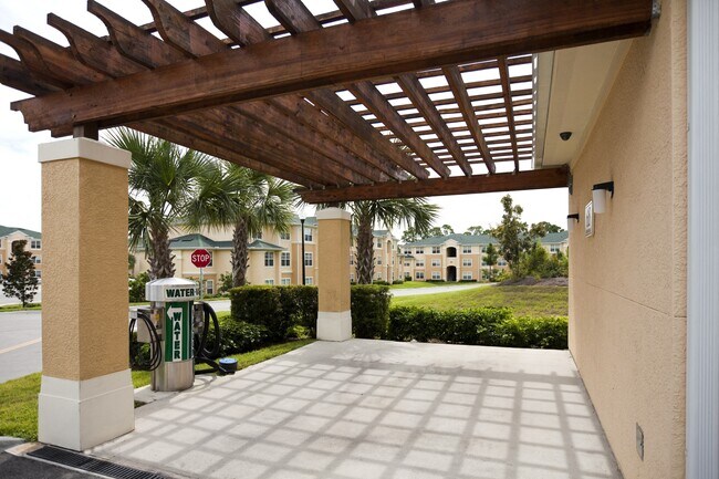 Timber Trace Apartments, Titusville, FL 32780 - photo 2