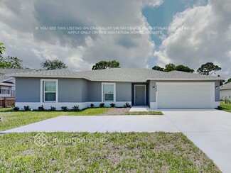 1762 SW Airoso Blvd, Port St. Lucie, FL 34984