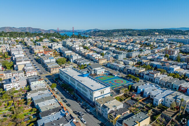 Lafayette Elementary School is only a few miles away from the Golden Gate Bridge.