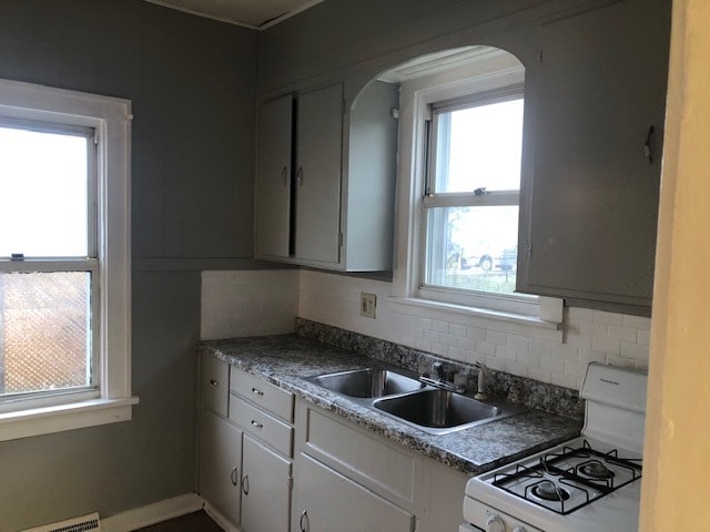 2211 W Indiana Ave, South Bend, IN 46613 - photo 7