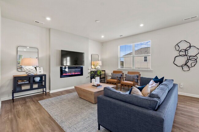 685 Cashion Rd unit 36581770, York, SC 29745 - photo 4