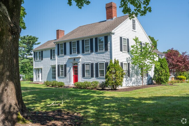 Colonial homes are popular in the Waquoit neighborhood.