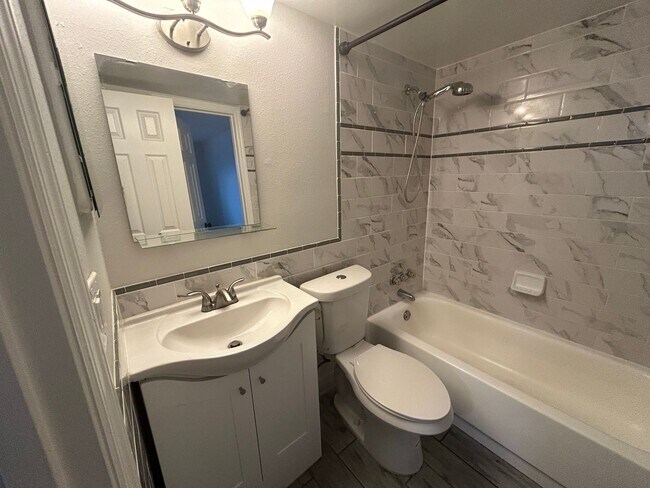 608 Orange Dr unit 181, Altamonte Springs, FL 32701 - photo 7