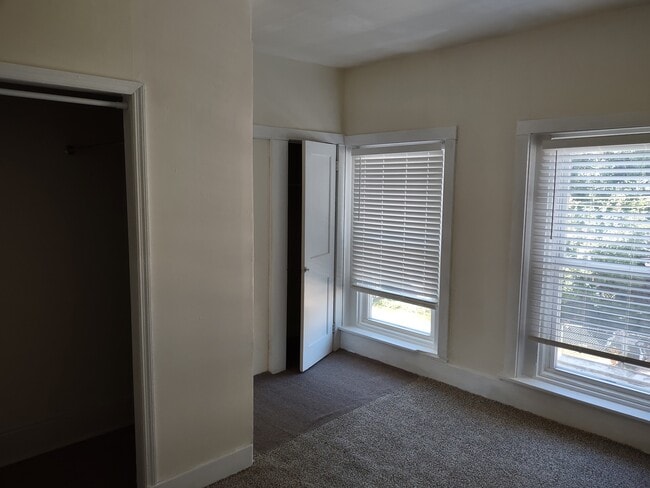 408 S 6th St unit 3, Lebanon, PA 17042 - photo 3