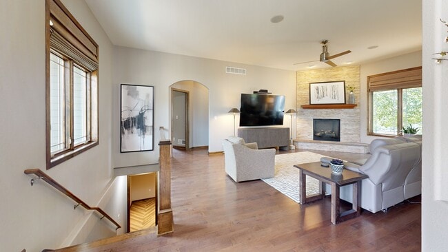 2802 Huron Ln, Waukesha, WI 53189 - photo 2