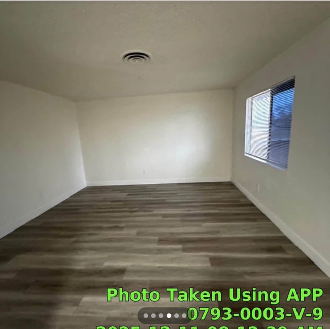 1309 Niles St unit b, Bakersfield, CA 93305 - photo 5