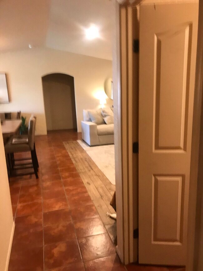 11708 E Omega Ln, Yuma, AZ 85367 - photo 6