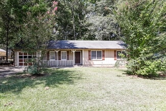 3866 Misty Bleau Dr, Powder Springs, GA 30127
