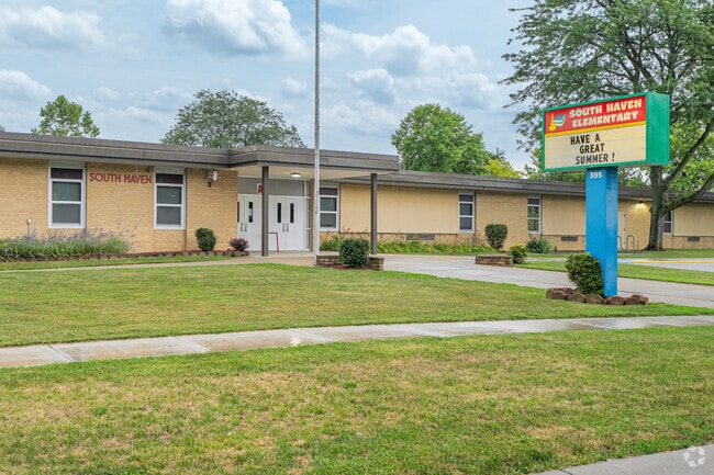 South Haven Elementary School has excellent teachers and staff.