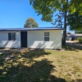 313 S Howard St Unit 1, Summitville, IN 46070