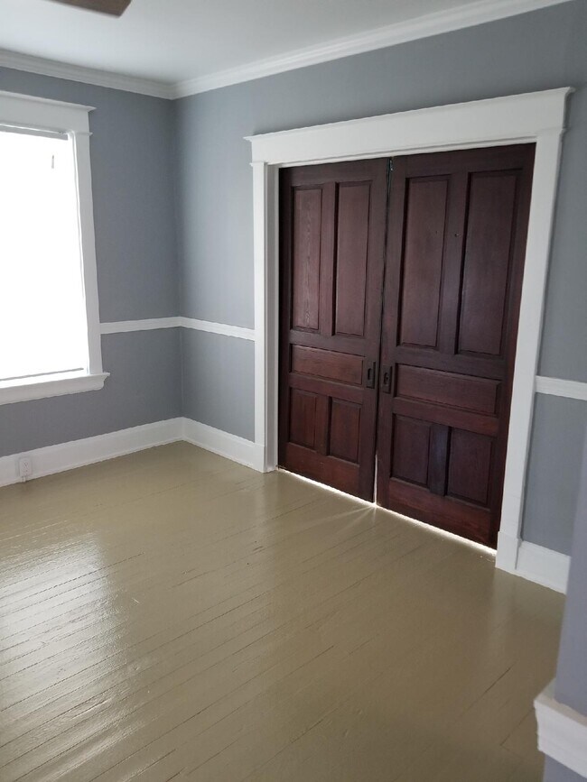 847 York St unit Apartment 2, Newport, KY 41071 - photo 3