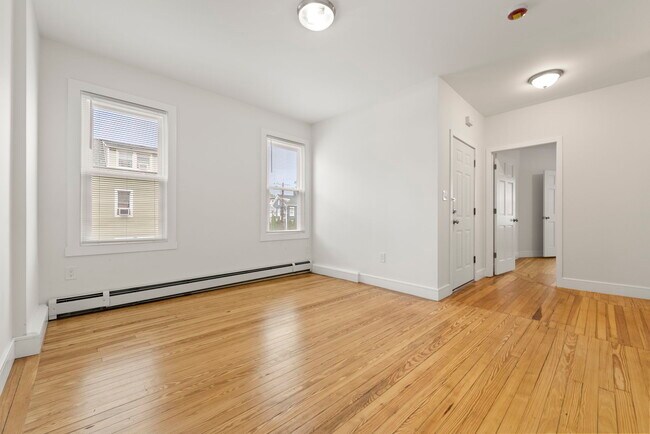 196 2nd St unit 2, Newark, NJ 07107 - photo 5