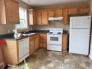 330 Mcpherson St Unit C, Bremen, GA 30110