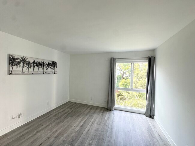 607 S Prospect Ave unit 202, Redondo Beach, CA 90277 - photo 6